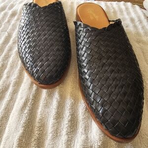 Seychelles Leather Slide Mules Size 9 Black